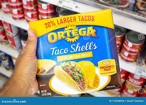 Ortega taco shells editorial photo. Image of frozen - 175638056