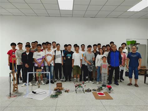 我校成功举办第十一届四川省“TI杯”大学生电子设计竞赛校内选拔赛-电子工程学院（微电子学院）
