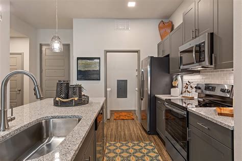 Gallery - Jewel on Landmark