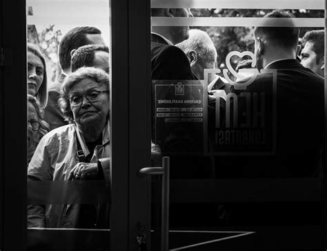 People Standing Outside 的图像结果