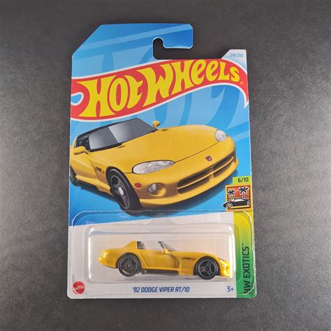 Hot Wheels Dodge Viper - 92 Dodge Viper RT/10 Iconic Collectible Car – The World Of Nerds