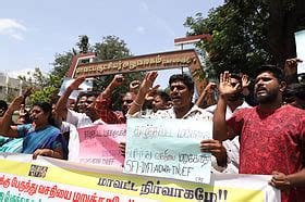 CPI(M) outfits protest in Coimbatore demanding bus services to Anna ...