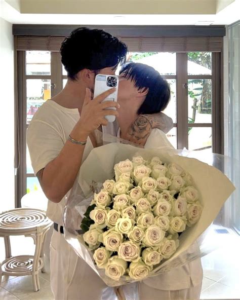 hiroaki and ryota 🏳️‍🌈 en 2025 | Cosas nacas, Metas de pareja, Chicos enamorados