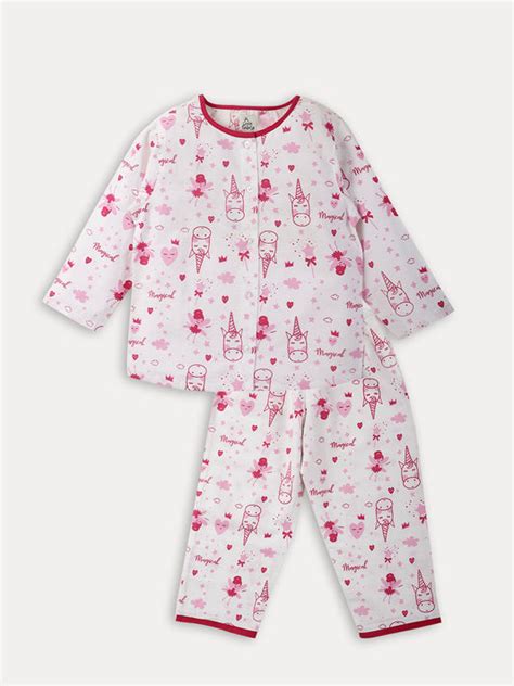 Girls Night Wear – A Little Fable