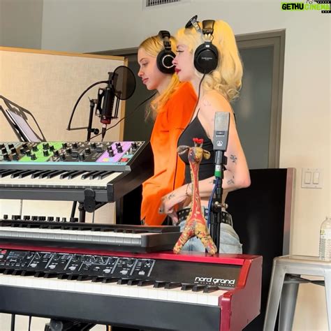 Viola Odette Harlow Wiki, Biography, Age, Gallery, Spouse and more