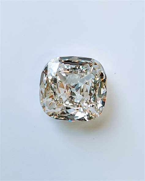 Old Mine Cut Diamond: Historic Beauty and Modern Appeal