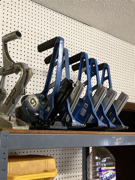 Hardwood Floor Air Nailer