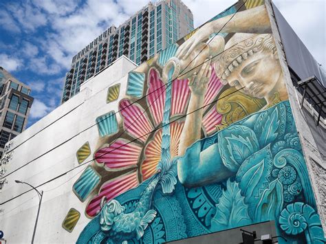 Little Hiccups: 35+ Must See Murals in Nashville