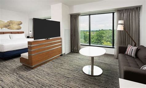 HILTON FAIRFAX - Hotel Reviews, Photos, Rate Comparison - Tripadvisor