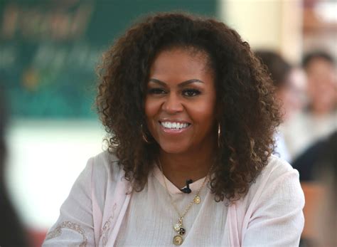 Michelle Obama's Book 'Becoming' to Be a Netflix Documentary - The New ...