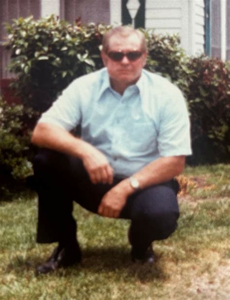 Home | Benefield Funeral Home serving Wedowee, Alabama