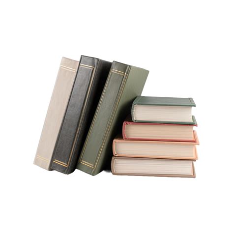 A pile of books on a transparent background. 24107913 PNG