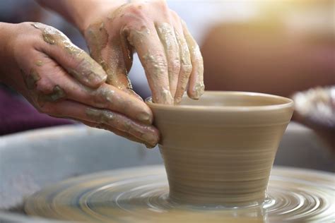 clay pottery hands