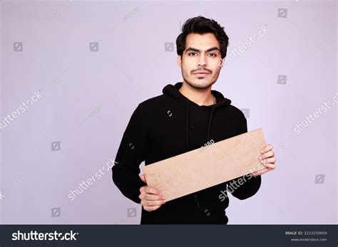 104,983 Model Holding Sign Images, Stock Photos & Vectors | Shutterstock