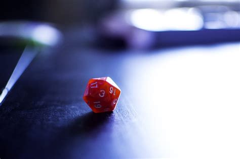 Simple Weapons 5E | How Do They Work? - Nerds & Scoundrels