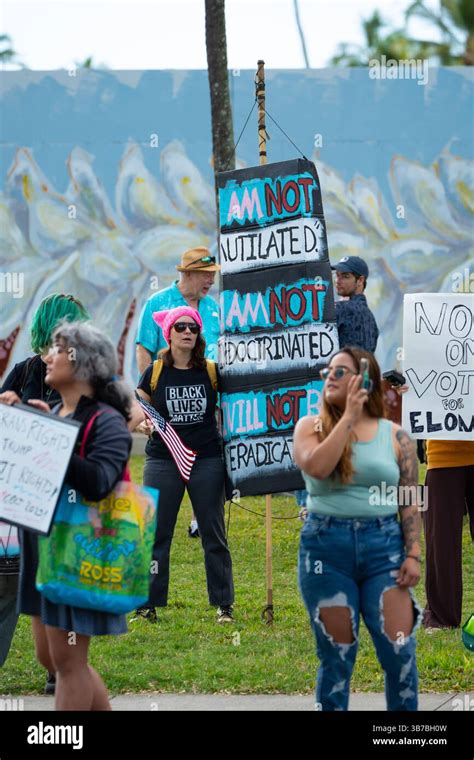 U s first amendment hi-res stock photography and images - Alamy