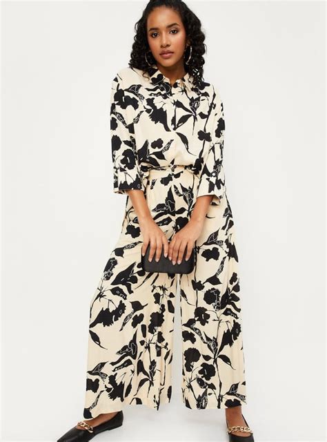 Buy Women Floral Printed Co-Ord Set Online at just Rs. 1699.0 ...