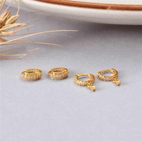 Gold Nose Pins - Buy Gold Nose Pins online at Best Prices in India ...