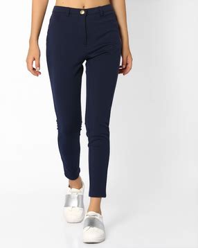Buy Trousers & Pants for Women from Indian & International brands | Ajio