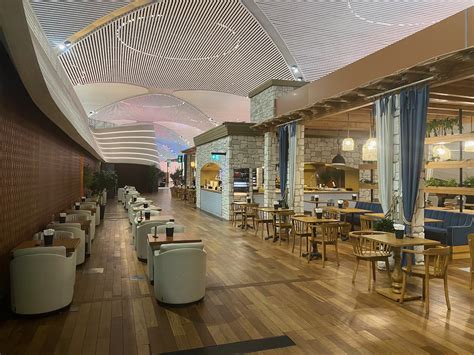 Review: Turkish Airlines Business Lounge Istanbul (IST) - Live and Let ...