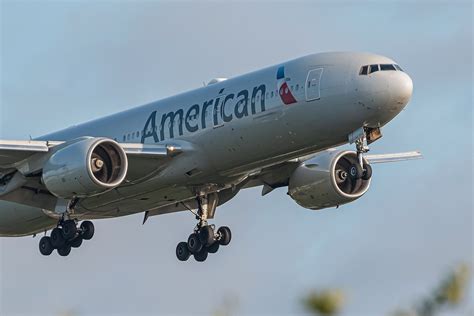 American Airlines Begins Daily 777-300ER Flights Between Charlotte And ...
