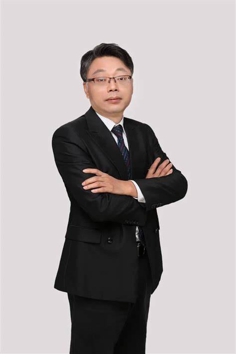 广东省创业投资协会秘书长肖飞：做3000家创投机构背后的“超级服务器”_发展_行业_企业