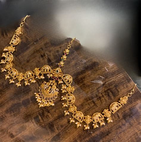 Charming Temple Jewelry Bridal Matte Antique Mathpati Tikkas – Zuccii