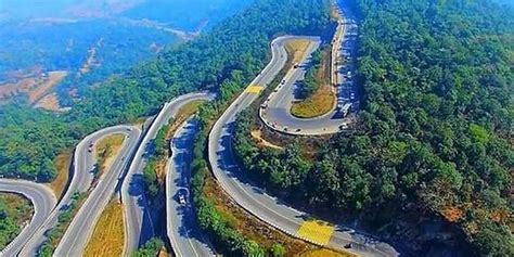 Soren lays foundation for three road projects in Ranchi