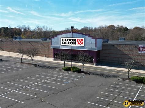 Floor & Decor Plans Large 65,000sf Retail Store in Washington Twp ...