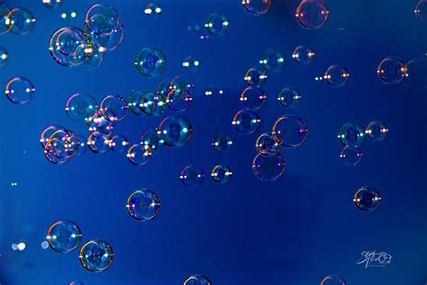 Floating Dreams - Stark Vison