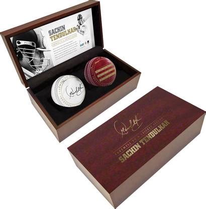 Collectabillia Sachin Tendulkar Personally Signed Balls - Buy ...