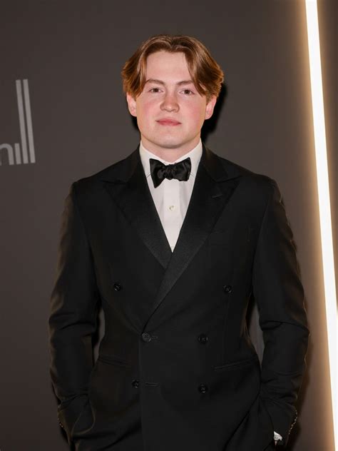Kit Connor bio, height, age, partner, career path, parents 2026 | Zoomboola