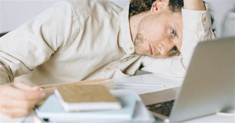 Overworked Laboeers 的图像结果