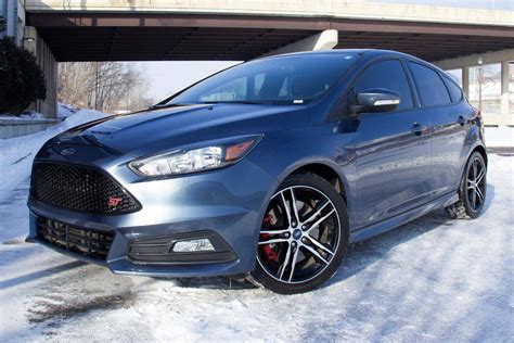 2018 Ford Focus ST auction - Cars & Bids