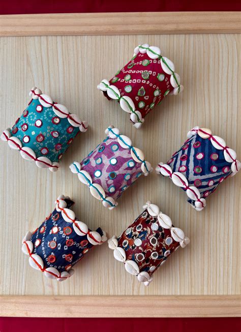 Printed Shell Handcuff – Sitara Jewells