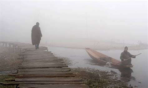 Kashmir continues to reel under sub-zero temperatures, no respite from ...
