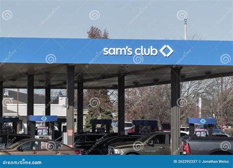 Sam`s Club Gas Station. Sam`s Club is a Chain of Membership only Stores ...