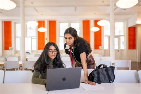 Early Decision for Students | Y Combinator