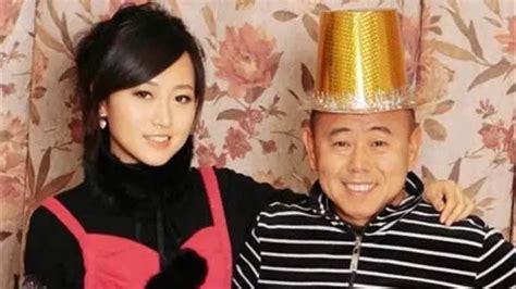 潘长江捧不红的女儿潘阳，29岁嫁给10亿富商，如今活成了人生赢家|潘阳|潘长江|石磊_新浪新闻