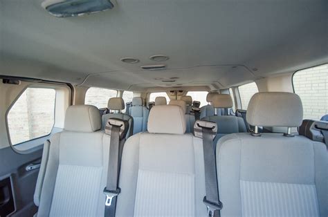 12 Passenger Vans for Rent 的图像结果