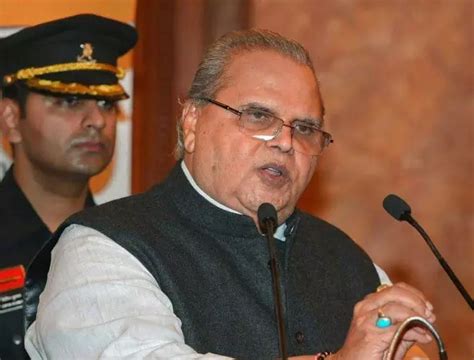 Central Bureau of Investigation asks ex-J&K governor Satya Pal Malik to ...