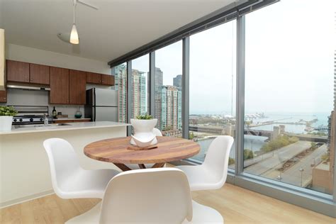 Great Lakeshore East Apartment Buildings You Should See - Luxury ...