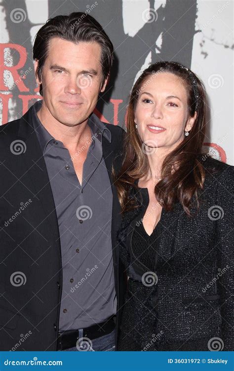 Josh Brolin,Diane Lane editorial photography. Image of hood - 36031972