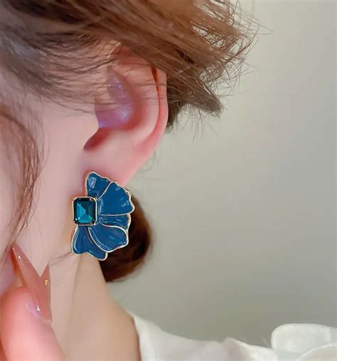 Flower Stud Earring