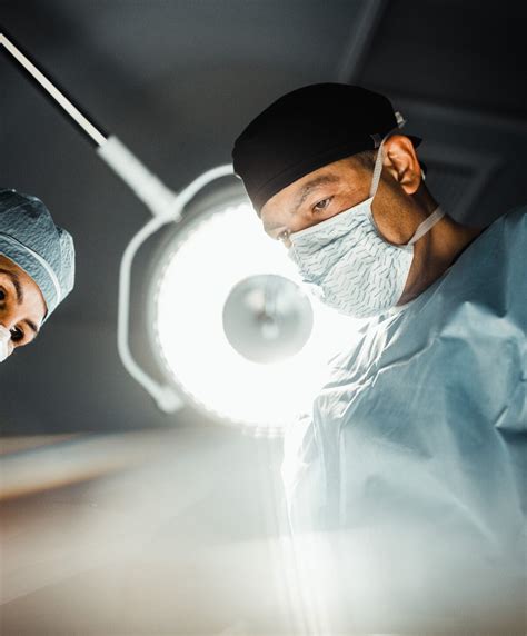 Travel to Azar Plastic Surgery & Med Spa | Thousand Oaks, CA | Dr. Azar