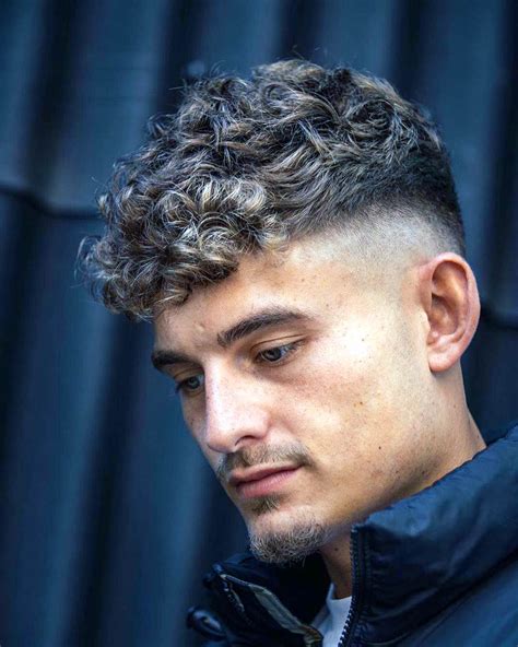 Haircuts For Men Curly Hair