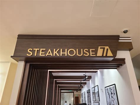 Steakhouse 71 Breakfast Review | Disney's Contemporary Resort Dining ...