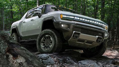 New Hummer gets more tech than ever: Runs on Intel SoC, Android and ...