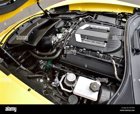Corvette engine hi-res stock photography and images - Alamy