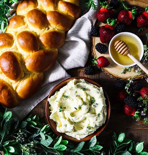 A Hobbit Meal Plan | Create Your Own 9-Meal Hobbit Feast